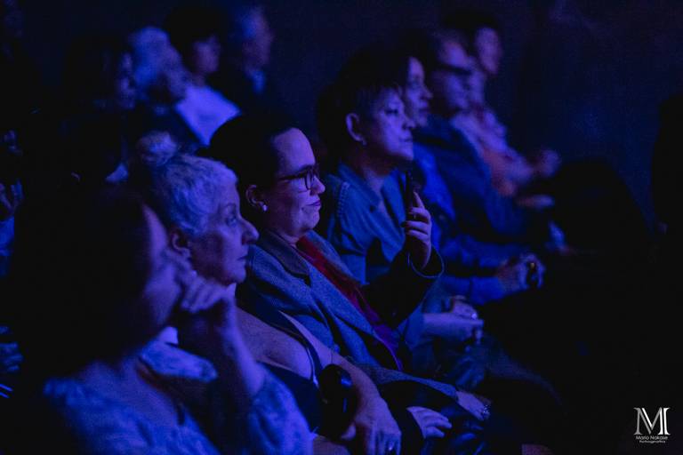 Peça Amor em VIII Atos que aconteceu no centro cultural Unibes em SP #marionakasefotografia #amoremviiiatos #fotografia #sarau #peçadeteatro #sp #unibes #poesia #amor #emoção #amigos