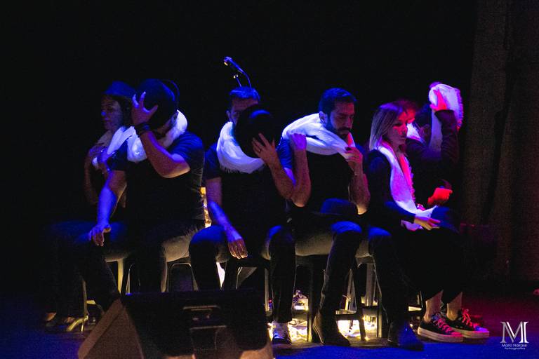 Peça Amor em VIII Atos que aconteceu no centro cultural Unibes em SP #marionakasefotografia #amoremviiiatos #fotografia #sarau #peçadeteatro #sp #unibes #poesia #amor #emoção #amigos