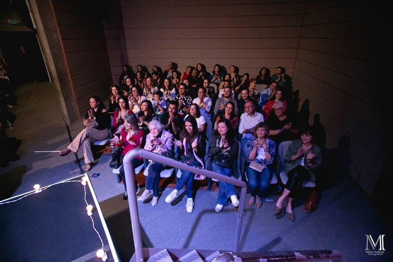 Peça Amor em VIII Atos que aconteceu no centro cultural Unibes em SP #marionakasefotografia #amoremviiiatos #fotografia #sarau #peçadeteatro #sp #unibes #poesia #amor #emoção #amigos