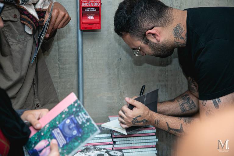 Peça Amor em VIII Atos que aconteceu no centro cultural Unibes em SP #marionakasefotografia #amoremviiiatos #fotografia #sarau #peçadeteatro #sp #unibes #poesia #amor #emoção #amigos
