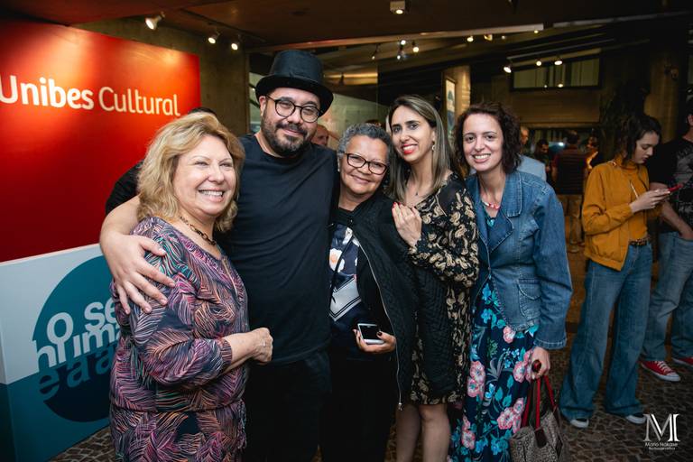 Peça Amor em VIII Atos que aconteceu no centro cultural Unibes em SP #marionakasefotografia #amoremviiiatos #fotografia #sarau #peçadeteatro #sp #unibes #poesia #amor #emoção #amigos