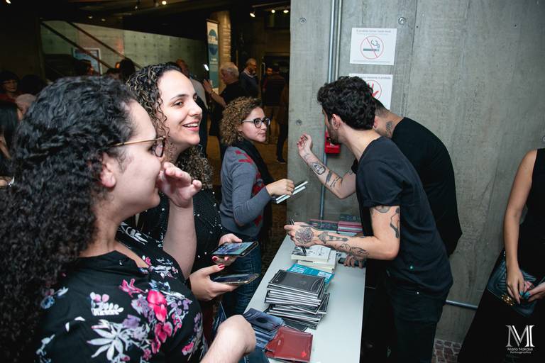 Peça Amor em VIII Atos que aconteceu no centro cultural Unibes em SP #marionakasefotografia #amoremviiiatos #fotografia #sarau #peçadeteatro #sp #unibes #poesia #amor #emoção #amigos