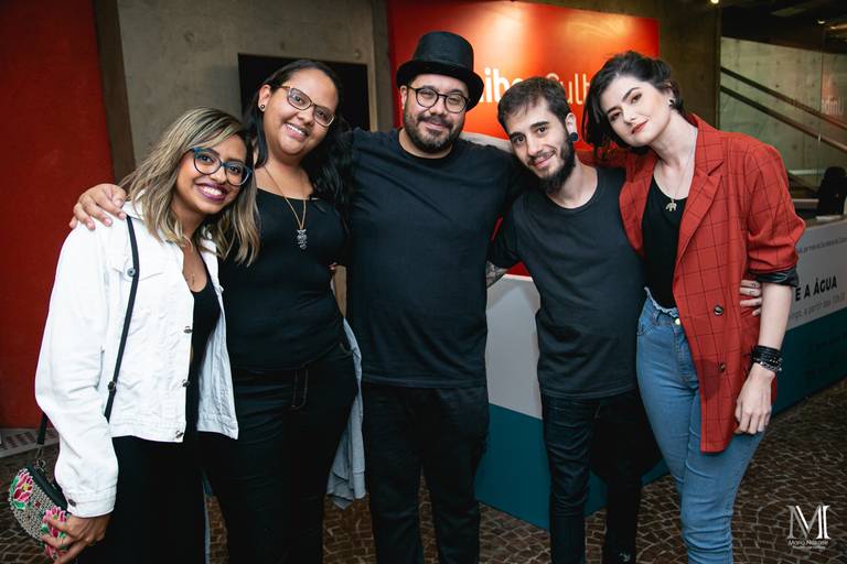 Peça Amor em VIII Atos que aconteceu no centro cultural Unibes em SP #marionakasefotografia #amoremviiiatos #fotografia #sarau #peçadeteatro #sp #unibes #poesia #amor #emoção #amigos