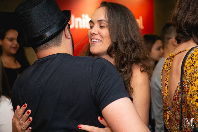 Peça Amor em VIII Atos que aconteceu no centro cultural Unibes em SP #marionakasefotografia #amoremviiiatos #fotografia #sarau #peçadeteatro #sp #unibes #poesia #amor #emoção #amigos