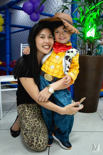 Aniversário do Enzo. Fotografia por Mario Nakase. 