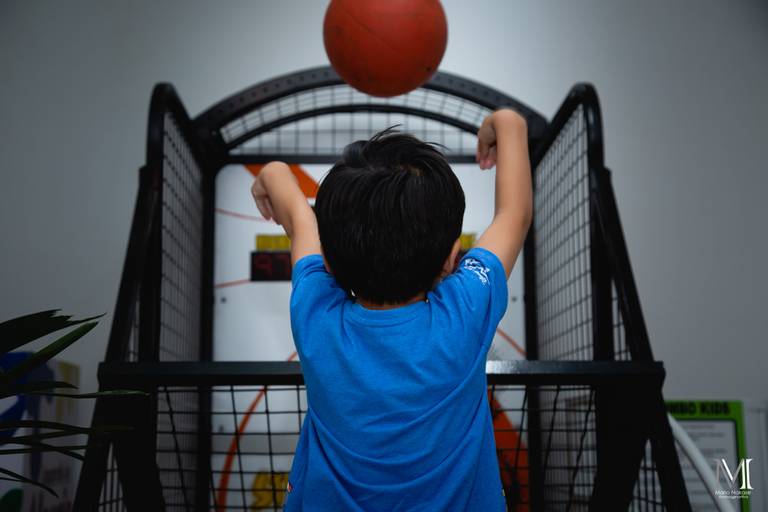 Aniversário do Enzo. Fotografia por Mario Nakase. 