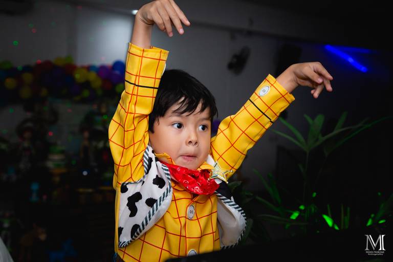Aniversário do Enzo. Fotografia por Mario Nakase. 