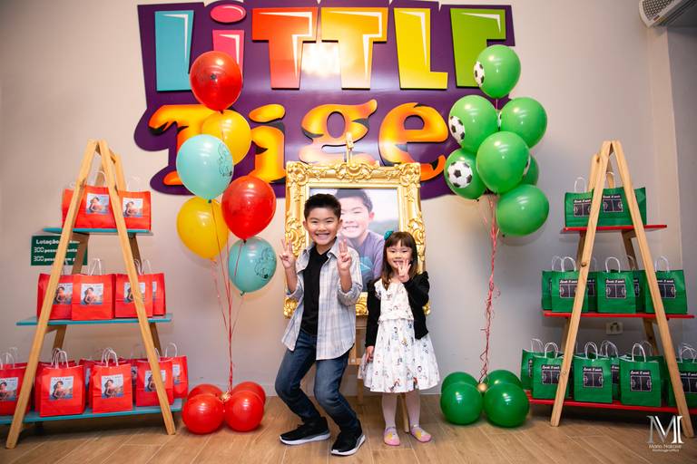 Aniversario da Julia e Lucas no Buffet Little Tiger. Fotografia por Mario Nakase
#marionakasefotografia #marionakase #fotografo #aniversarioinfantil #littletiger #fotografiadecriança #parabéns #buffet #mogidascruzes #fotografoprofissional #ideias