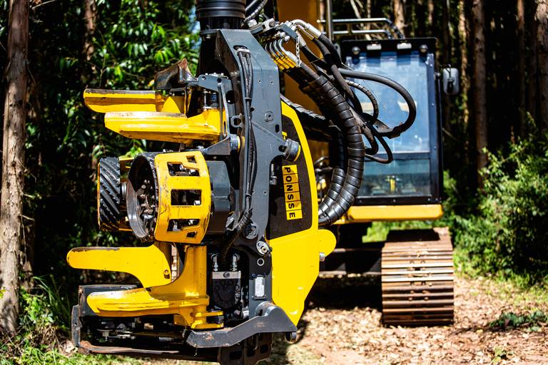 Road Show Ponsse
#marionakasefotografia #marionakase #fotografia #fotografo #ponsse #maquinasagricolas #fotodeproduto #fotografiaprofissional #cobra #elephant 