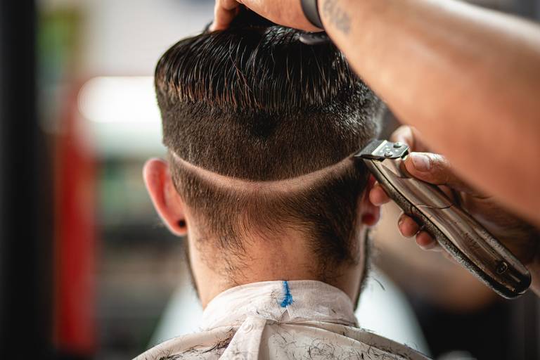 Fotografia comercial feita por Mario Nakase na Barbearia Senhor Navalha em Mogi das Cruzes - SP
