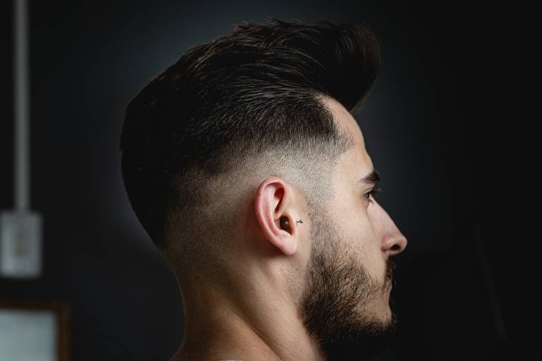 Fotografia comercial feita por Mario Nakase na Barbearia Senhor Navalha em Mogi das Cruzes - SP