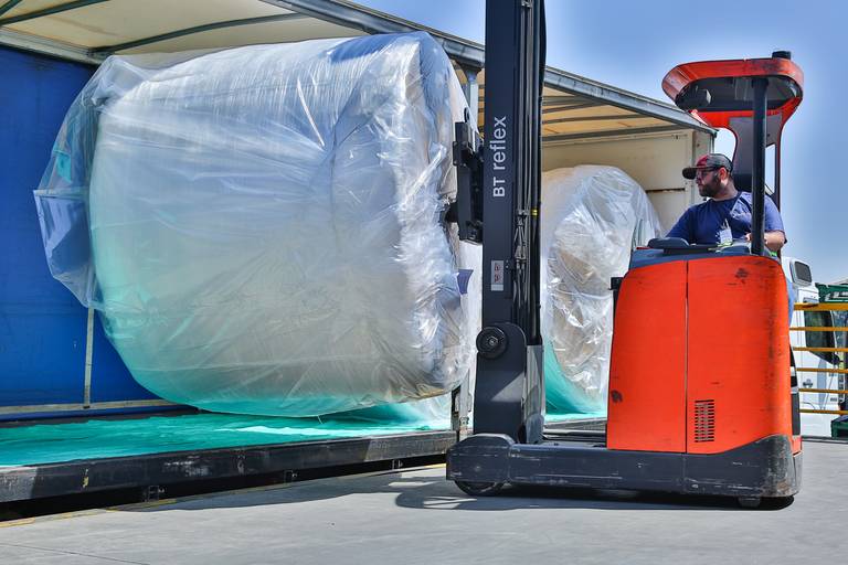 Fotografia Comercial, Empresarial feita por Mario Nakase na Suzanlog em parceria com Alan Matos e XPropaganda