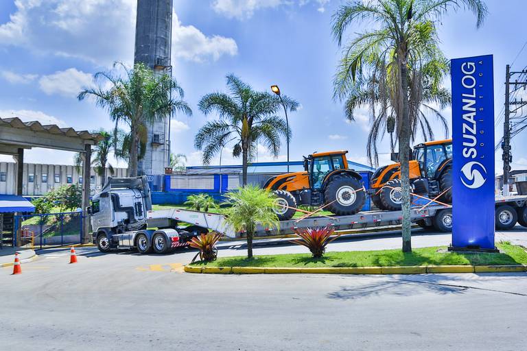 Fotografia Comercial, Empresarial feita por Mario Nakase na Suzanlog em parceria com Alan Matos e XPropaganda