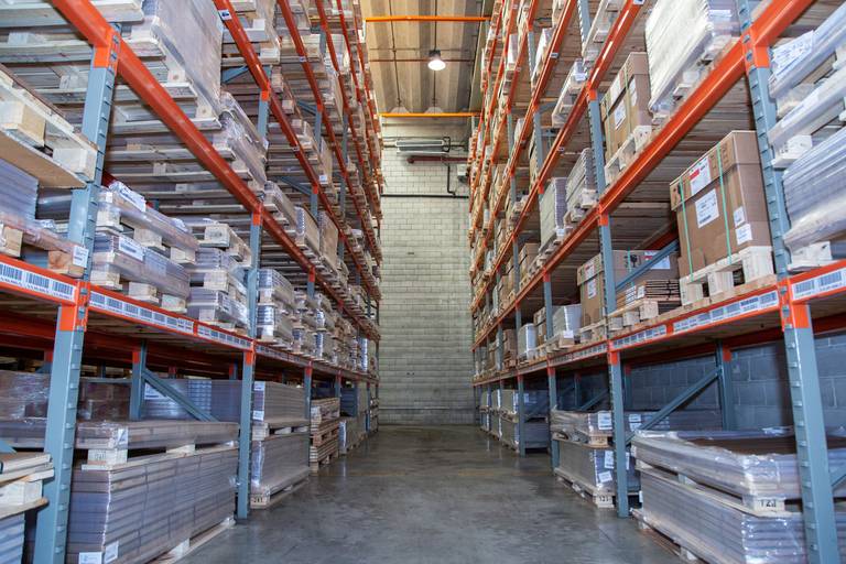 Fotografia Comercial, Empresarial feita por Mario Nakase na Suzanlog em parceria com Alan Matos e XPropaganda