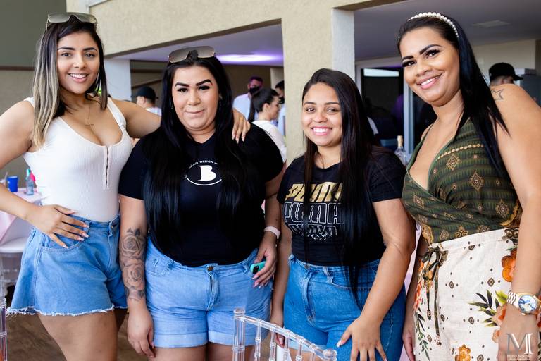 Aniversario da Fernanda. Festa de muito bom gosto, regado das melhores bebidas e um pagode de ponta. Fotos por Mario Nakase. Mogi das Cruzes, Arujã, SP