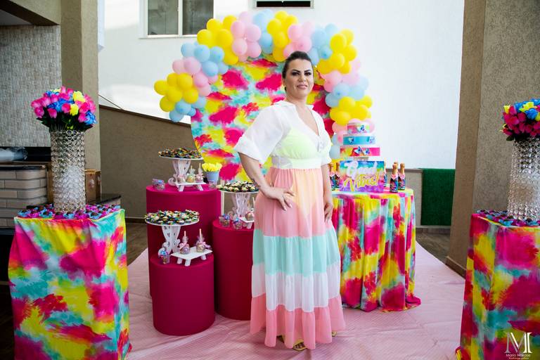 Aniversario da Fernanda. Festa de muito bom gosto, regado das melhores bebidas e um pagode de ponta. Fotos por Mario Nakase. Mogi das Cruzes, Arujã, SP