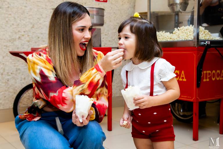 Aniversário da Helena fotografado por Mario Nakase Fotografia em São Paulo