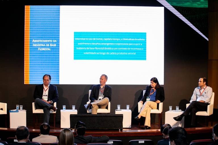 Fotografia de Evento Corporativo HDOM SUMMIT 2021 fotografada por Mario Nakase Fotografia em SP