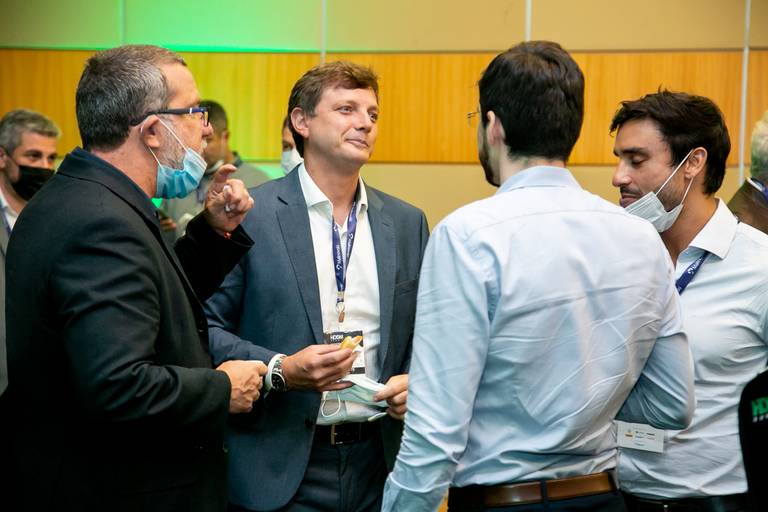 Fotografia de Evento Corporativo HDOM SUMMIT 2021 fotografada por Mario Nakase Fotografia em SP