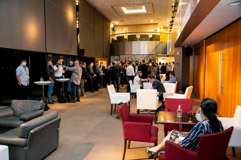 Fotografia de Evento Corporativo HDOM SUMMIT 2021 fotografada por Mario Nakase Fotografia em SP