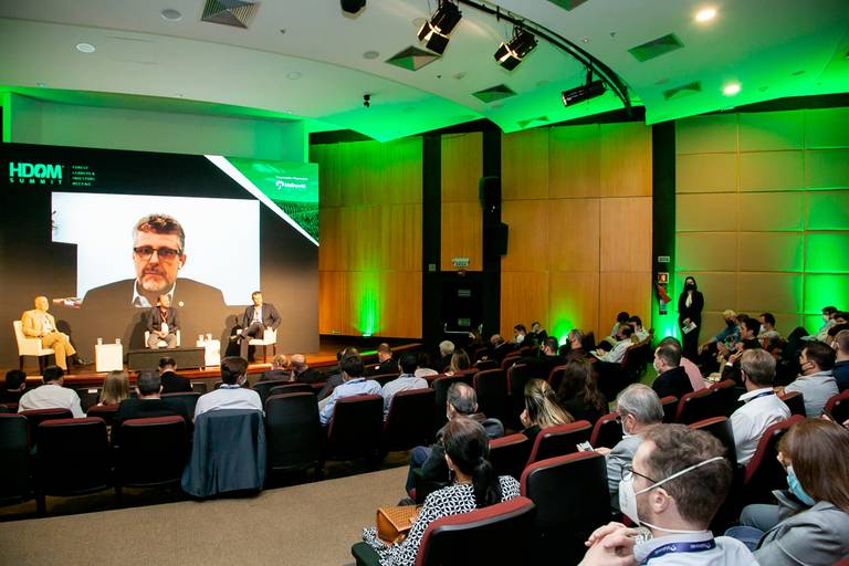 Fotografia de Evento Corporativo HDOM SUMMIT 2021 fotografada por Mario Nakase Fotografia em SP