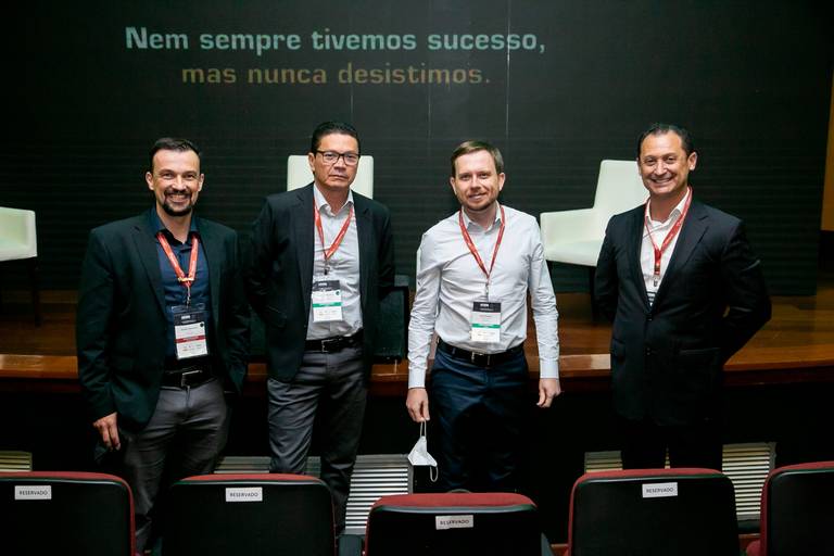 Fotografia de Evento Corporativo HDOM SUMMIT 2021 fotografada por Mario Nakase Fotografia em SP