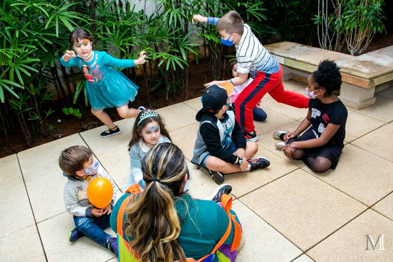 Aniversário infantil fotografado por Mario Nakase em SP
