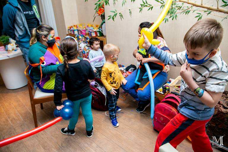 Aniversário infantil fotografado por Mario Nakase em SP