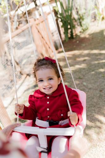 Cobertura de festa infantil com registros naturais