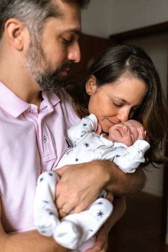 Ensaio bebê com foco em detalhes