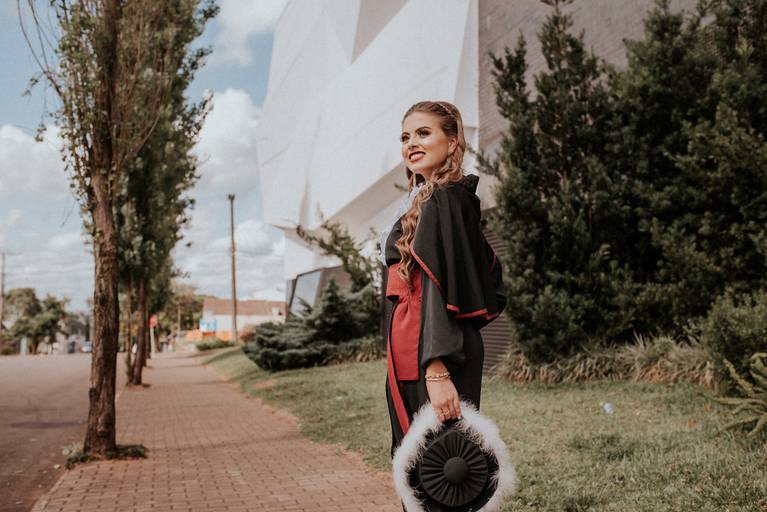 marcus-espindola-fotografia-formatura-ensaio-toga-santo-angelo-formanda-odontologia-upf-passo-fundo-rs