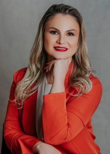 retrato-corporativo-posicionamento-de-imagem-profissional-arquiteta-cerro-largo-rs-marcus-espindola-fotografia-santo-angelo