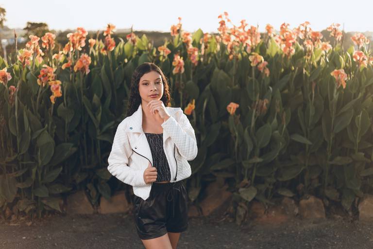 ensaio fotografico feminino book debutante 15 anos Holambra Cidade das Flores | fotografo em Guaruja Ton Prans Fotografia