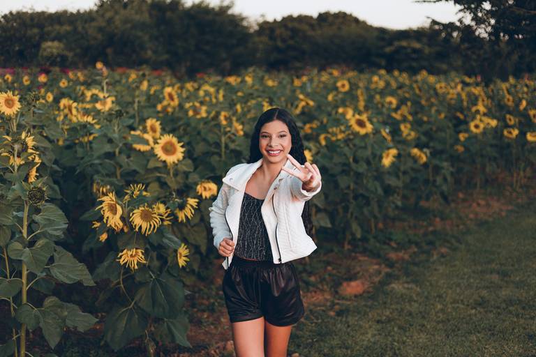 ensaio fotografico feminino book debutante 15 anos Holambra Cidade das Flores | fotografo em Guaruja Ton Prans Fotografia