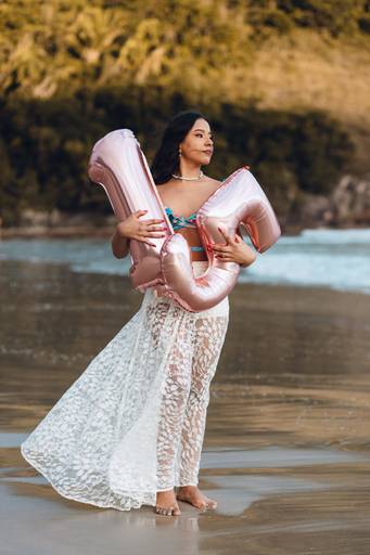 ensaio fotografico book debutante 15 anos com baloes | fotografo em Guaruja Ton Prans Fotografia