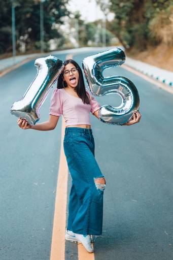 ensaio fotografico book debutante 15 anos com baloes | fotografo em Guaruja Ton Prans Fotografia