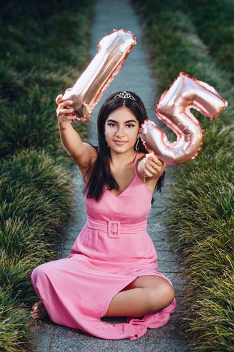 ensaio fotografico book debutante 15 anos com baloes | fotografo em Guaruja Ton Prans Fotografia