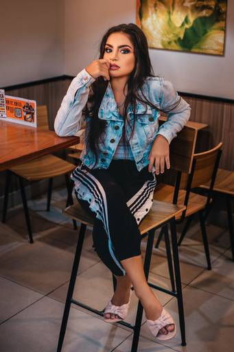 ensaio fotografico feminino book debutante 15 anos Burger King | fotografo em Guaruja Ton Prans Fotografia