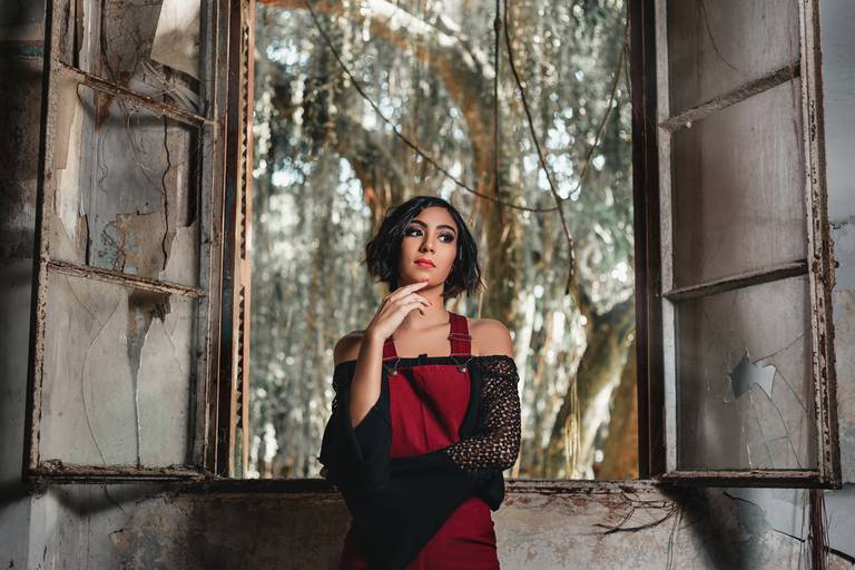 ensaio fotografico feminino book debutante 15 anos Casa Abandonada | fotografo em Guaruja Ton Prans Fotografia