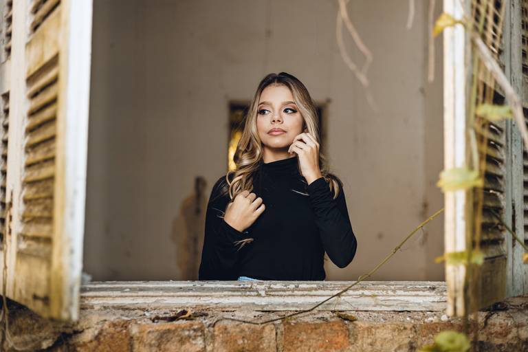 ensaio fotografico feminino book debutante 15 anos Casa Abandonada | fotografo em Guaruja Ton Prans Fotografia