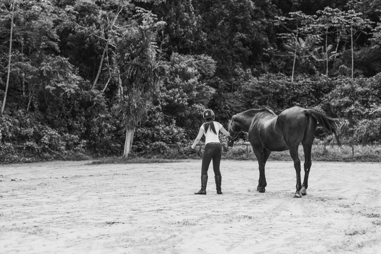 ensaio fotografico feminino book debutante 15 anos Cavalos | fotografo em Guaruja Ton Prans Fotografia
