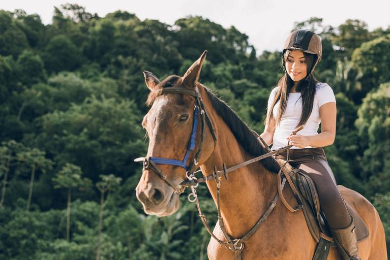 ensaio fotografico feminino book debutante 15 anos Cavalos | fotografo em Guaruja Ton Prans Fotografia