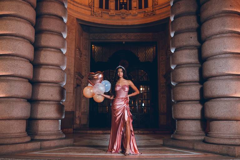 ensaio fotografico feminino book debutante 15 anos Centro Santos Noite | fotografo em Guaruja Ton Prans Fotografia