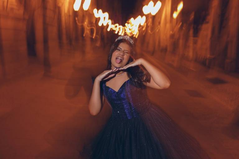 ensaio fotografico feminino book debutante 15 anos Centro Santos Noite | fotografo em Guaruja Ton Prans Fotografia