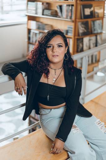 ensaio fotografico feminino book debutante 15 anos Livraria Martins Fontes Santos | fotografo em Guaruja Ton Prans 