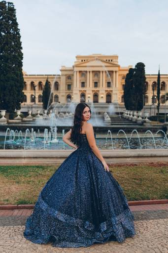 ensaio fotografico feminino book debutante 15 anos Museu do Ipiranga | fotografo em Guaruja Ton Prans Fotografia