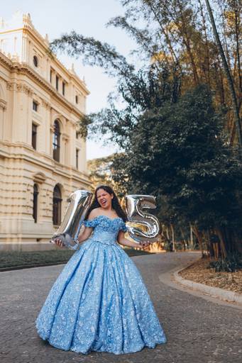 ensaio fotografico feminino book debutante 15 anos Museu do Ipiranga | fotografo em Guaruja Ton Prans Fotografia