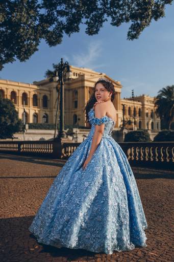 ensaio fotografico feminino book debutante 15 anos Museu do Ipiranga | fotografo em Guaruja Ton Prans Fotografia