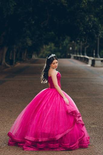 ensaio fotografico feminino book debutante 15 anos Museu do Ipiranga | fotografo em Guaruja Ton Prans Fotografia