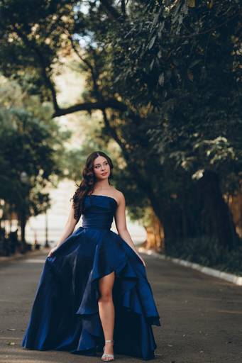 ensaio fotografico feminino book debutante 15 anos Museu do Ipiranga | fotografo em Guaruja Ton Prans Fotografia